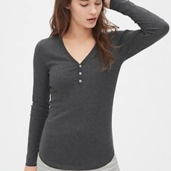 Love by GAP Button Front Gray Thermal Henley - Picture 1 of 6